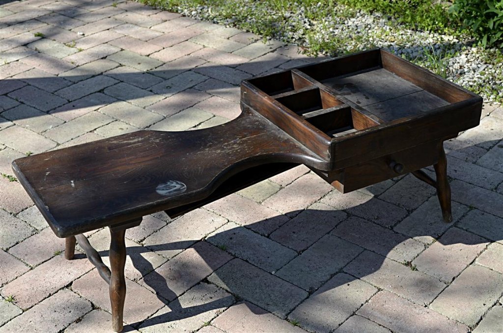 gyöngyfűző pad átfestés előtt